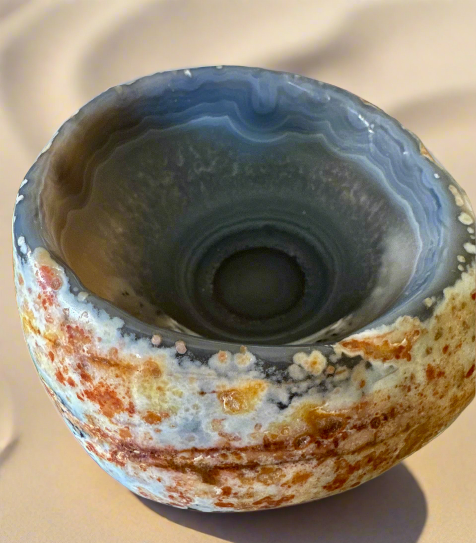 Beautiful Agate Integrating Apothecary Bowl