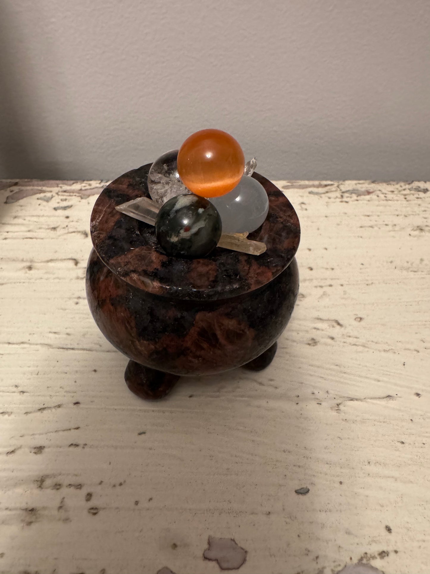 Crystal and Mineral Cauldrons (Large)