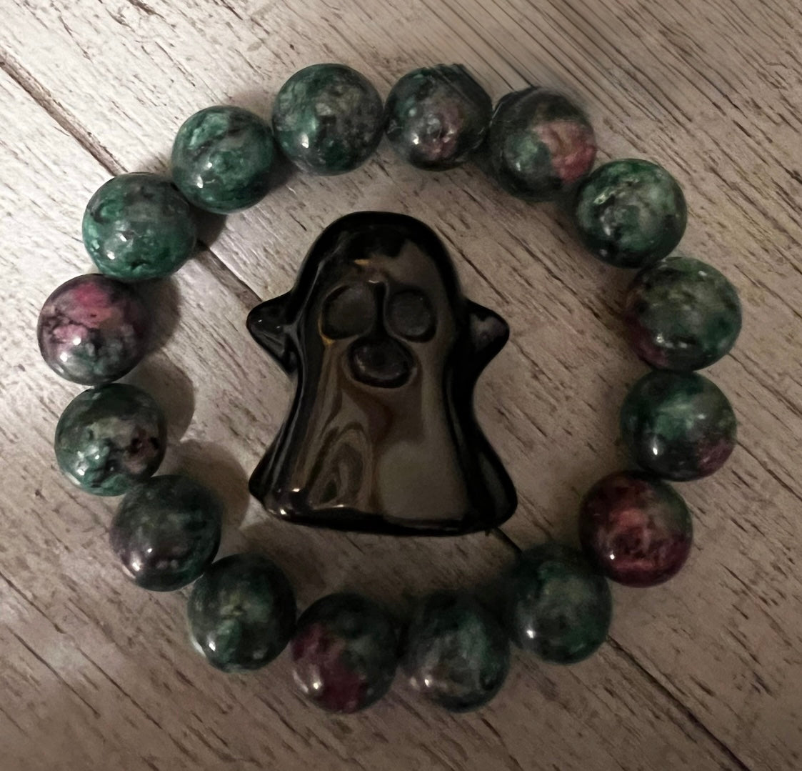 Ruby in Zoisite, Black Obsidian Set š