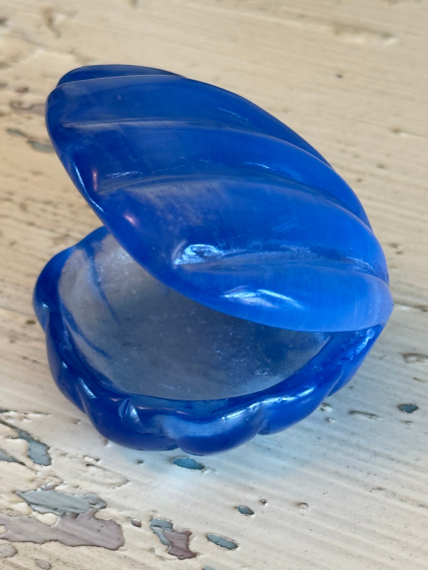 Blue Calcite Carved Clam Shell Bowl