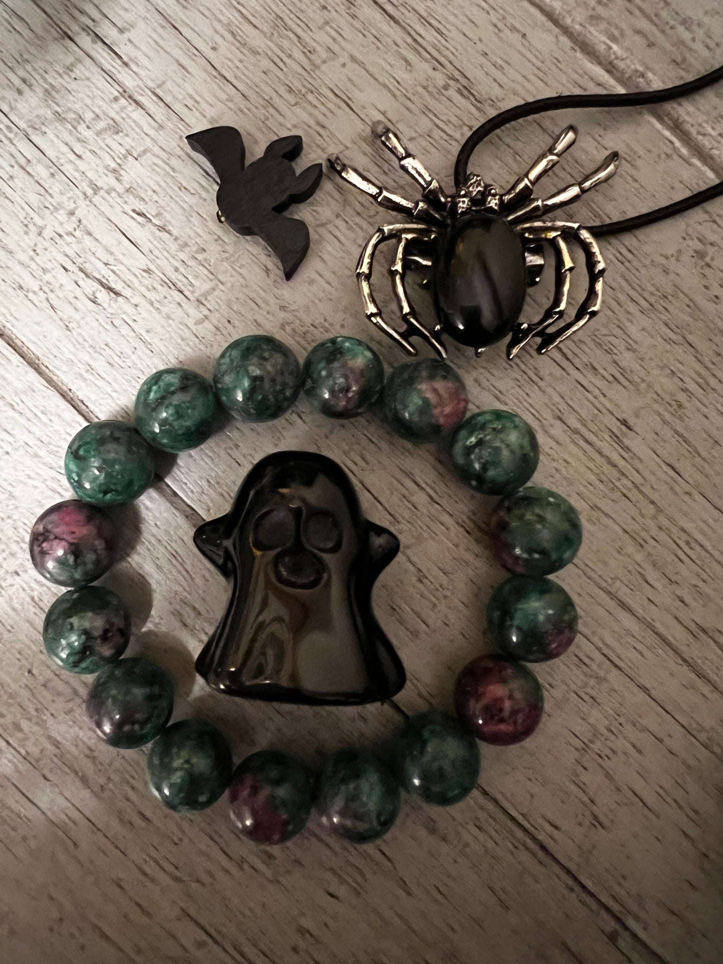 Ruby in Zoisite, Black Obsidian Set š