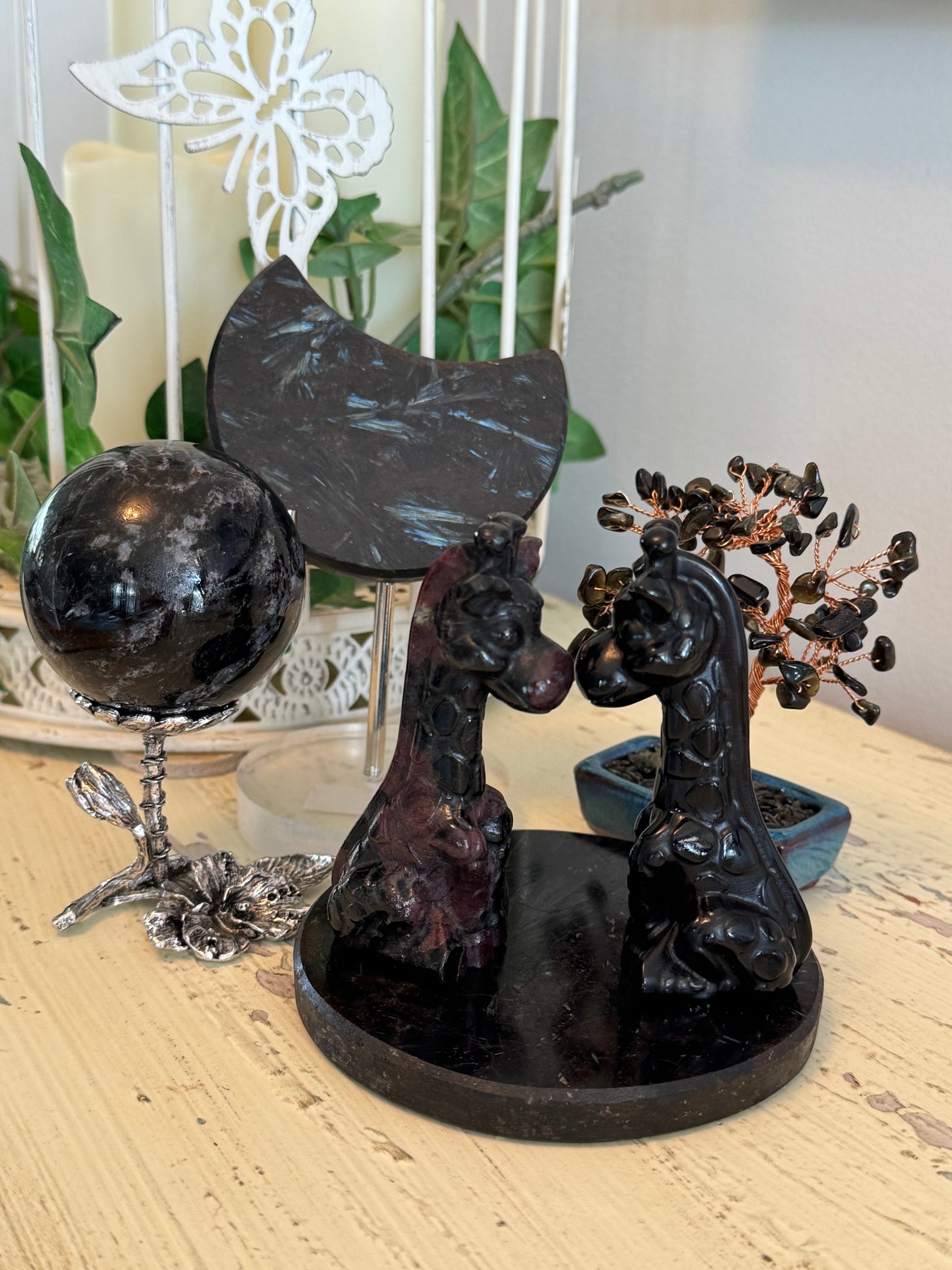 Arfvedsonite Mineral Set with Black Obsidian and Garnet Giraffes
