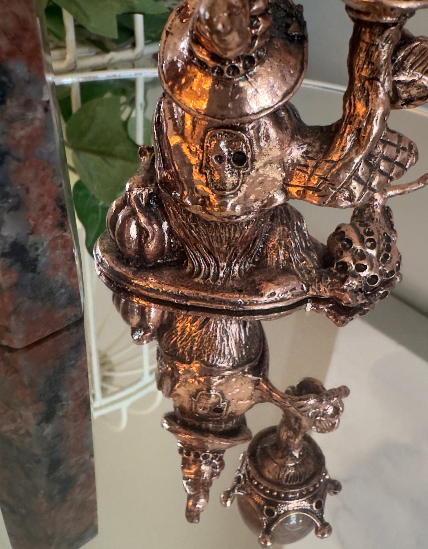 Owl's King Crown Sphere Display w/1,000 Layer Garden Quartz Sphere And Llanite Tower