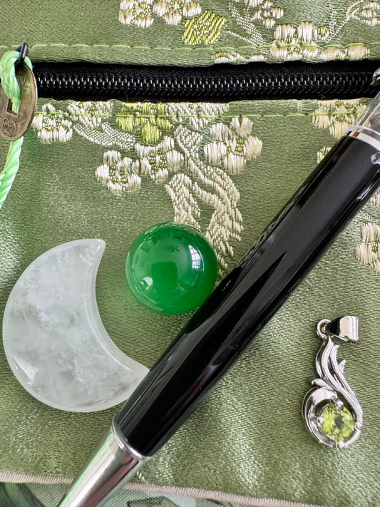 Soothing Green Silk Zipper Pouch Set