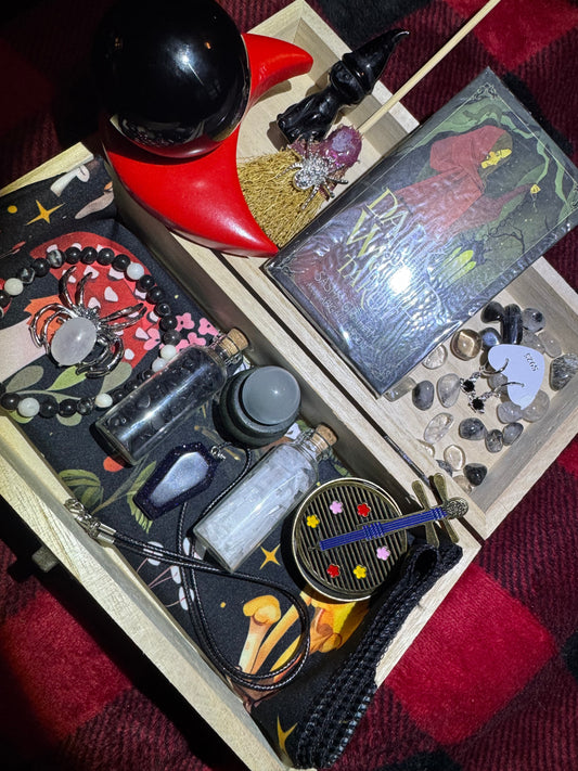 Dark Wood Tarot Travel Box