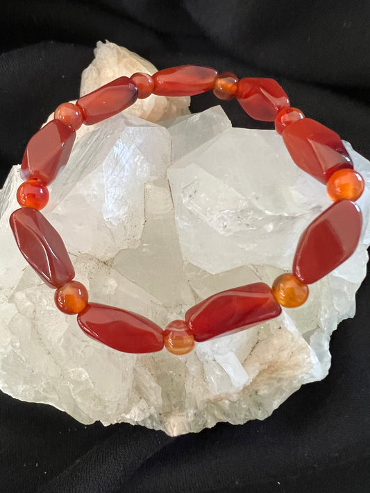 Carnelian Agate Specialty Bracelet (A)